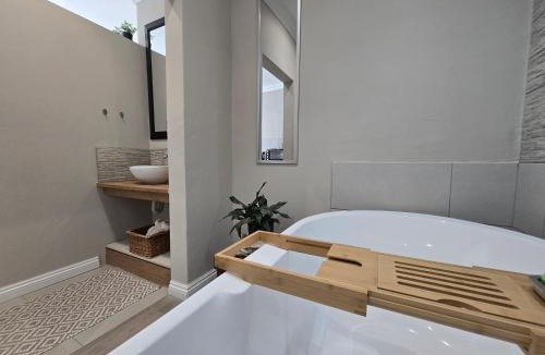 Heidelberg Bed & Breakfast | Furnished room in Heidelberg