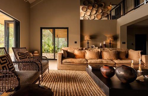 Hoedspruit Cabin | Ujima Lodge