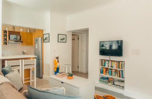 Kalk Bay Apartment | Malloom Cottage