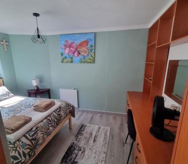Fish Hoek Apartment | 77 on First!