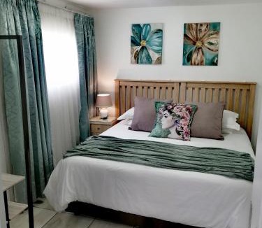 Fichardt Park Apartment | Sleep@161 Benade Drive