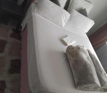Brandwag House | Good Time yafe guest house