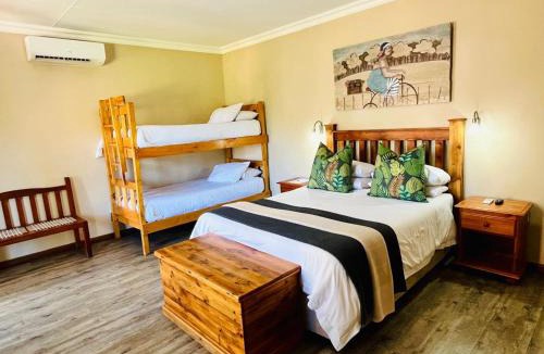 Three Sisters House | Travalia Guest Farm