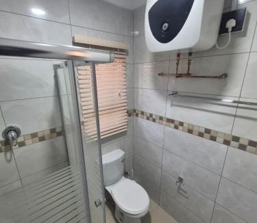Kempton Park House | Ithonsi Guesthouse
