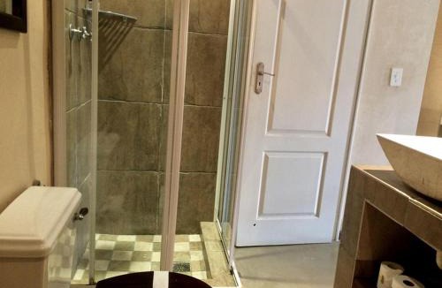 Claremont Bed & Breakfast | Harfield Guest Villa