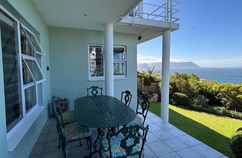 Simon's Town House | Whale and Waddle