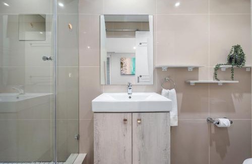 Big Bay Apartment | Ocean Mist 105