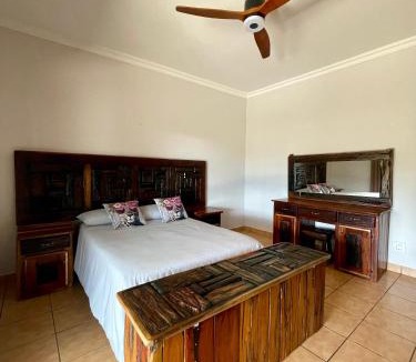 Thabazimbi Villa | Emmanuel Guest Villa