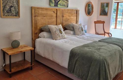 Okhahlamba Cabin | River Glen Farm