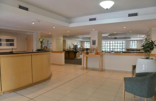 Matroosfontein Hotel | Road Lodge l Cape Town International Airport