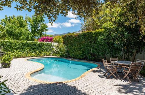 Claremont House | Oak Manor Boutique Guest House