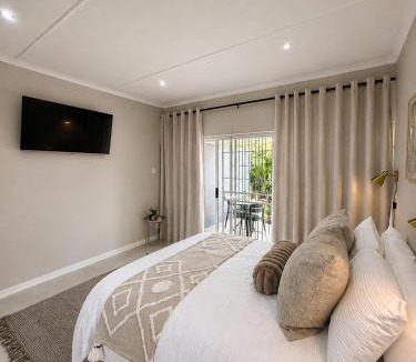 Kimberley Apartment | Lenmed Luxe Stay