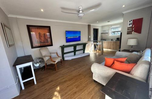 Pinelands House | Meerlust Cottage