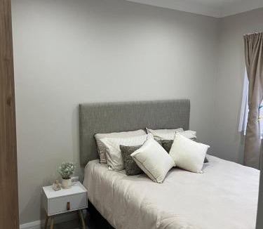 Port Elizabeth House | Shalom Guesthouse