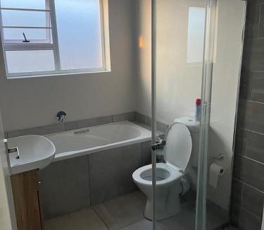 Port Elizabeth House | Shalom Guesthouse