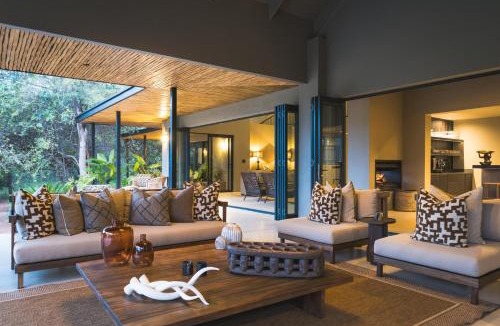 Hoedspruit Cabin | Ujima Lodge