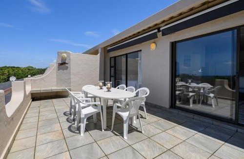 Port Edward Apartment | Unit 18 Bronze Paradise