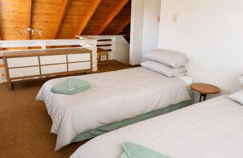 Port Alfred Apartment | Beach Cabin with a pool