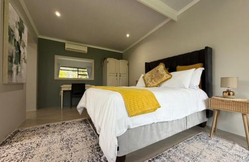 Malmesbury House | McCrae's Garden Suite
