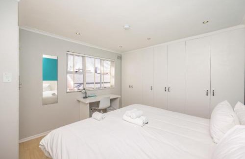 Salt River House | Contemporary 4 Bedroom Home