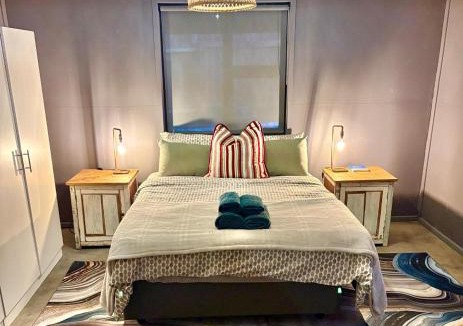 Storms River Apartment | Raven