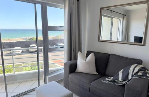 West Beach Apartment | The Bay Ocean View Retreat