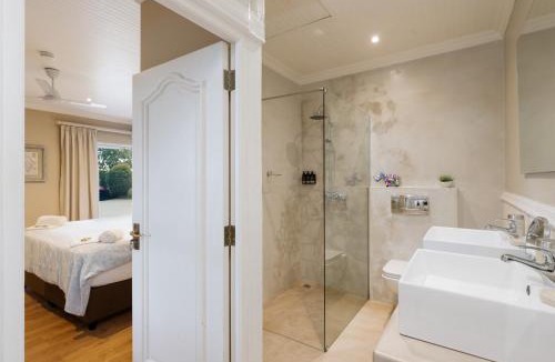 Somerset West Apartment | Explorer Guesthouse