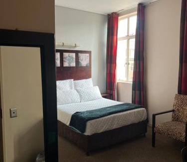 Downtown Johannesburg Hotel | Warm & Cozy Diamonds Hotel