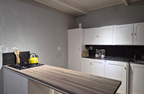 Gonubie Apartment | 52 on 2nd Self-catering accommodation