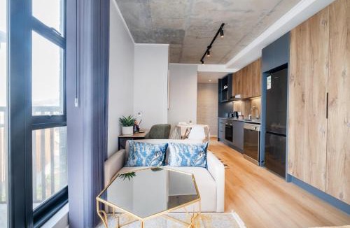 Observatory Apartment | 430 Riverlands - Studio Apartment with AC and Parking