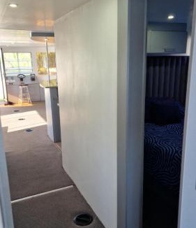 Sasolburg Apartment | Old Willow Houseboats
