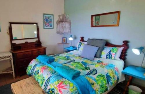 Southport Villa | Sea Shells Cottage Luxury Oceanview Retreat & Pool