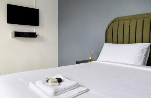 Glen Cowie House | La Aura Lifestyle Lodge