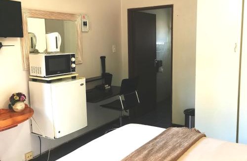 Meer En See Bed & Breakfast | La Rochelle Inn, Richards Bay