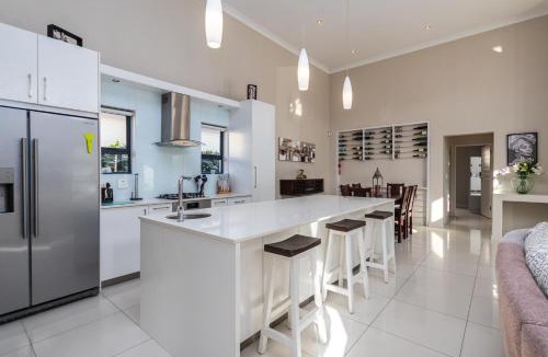 Bloubergstrand House | Family Holiday Home