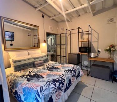 Sea Park Apartment | 16 st Johns - Studio 1