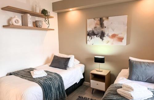 Westcliff Apartment | Near The Tide