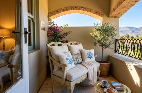 Paarl Villa | Luxury 4 bedroom Villa Near Franschhoek