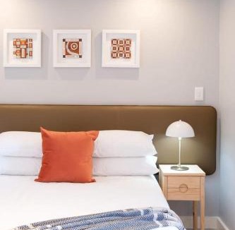Observatory Apartment | Winchester Central Rooftop Pool Patio & Gym