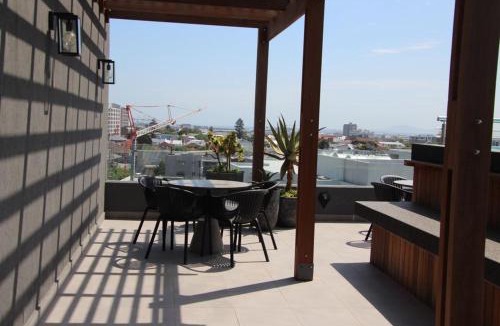 Observatory Apartment | Mondaine Central Luxurious Spacious & Trendy