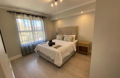 Observatory Apartment | Rooftop Pool & Gym, Minutes To Uct