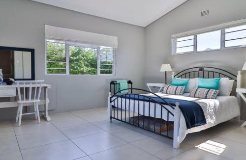 Kleinmond Apartment | Seaside Luxury For Families & Friends In Kleinmond