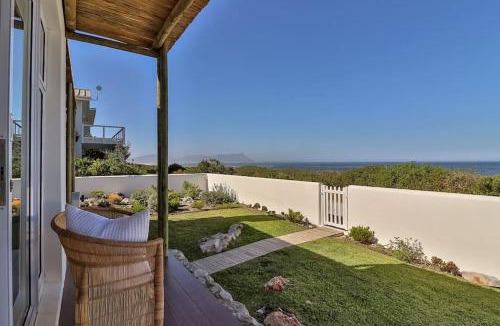 Kleinmond Apartment | Efcharisto Cottage, Kleinmond Ocean View, Sleeps 6