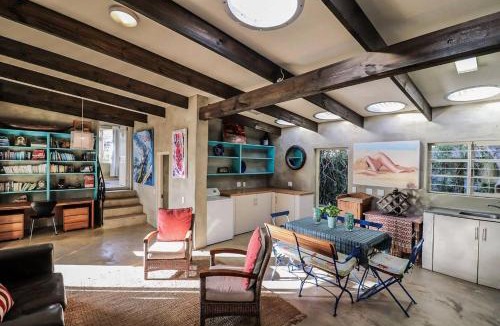 Sandbaai Apartment | Ocean Villa - Sandbaai Pool & Sea Views Sleeps 8