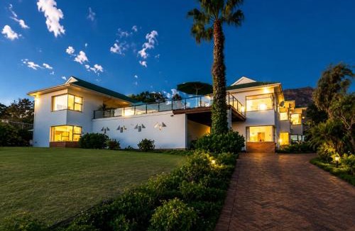 Somerset West House | La Sandra Guest House