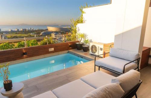 Green Point Apartment | Iconic View Green Point - Sea Views Pool & BBQ