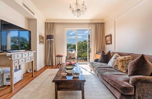 Green Point Apartment | Royale 203 Green Point - Pool Location View