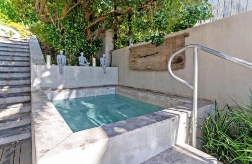 Camps Bay House | La Baia Camps Bay - Ultra Luxury Pool Hot tub