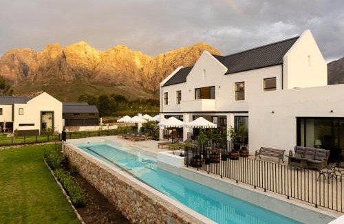 Kylemore House | Kleine Banhoek Manor