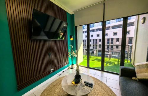 Eikenbosch Apartment | Stunning lake view apartment